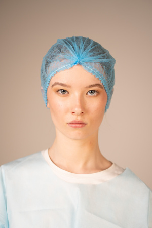 Шапочка-берет Шарлотта, 12г/кв.м, 48см (100 шт/уп, 1000 шт/кор) (6700, голубой)