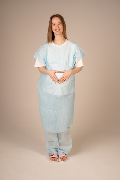 6827 Рубашка для роженицы,110 см, пл.25,  НЕ стерильная (120 шт/кор)