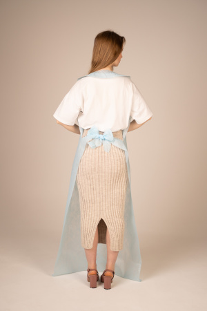 6833 Фартук ламинированный 140 см., пл. 40, НЕ стерил (200 шт./кор., 10 шт./уп.)