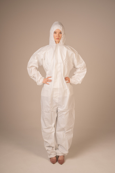 XY55 Комбинезон защитный из ламинированного нетканого материала XXL  50шт/кор)