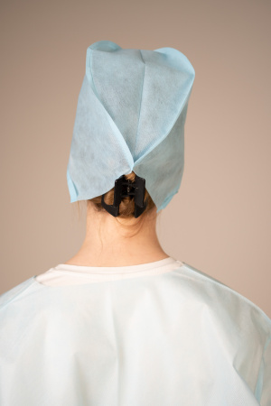 6803 Шапочка-колпак, пл. 42 гр, 18 см (25 шт/уп, 800 шт/кор)