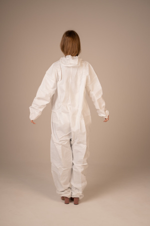 XY55 Комбинезон защитный из ламинированного нетканого материала XXL  50шт/кор)