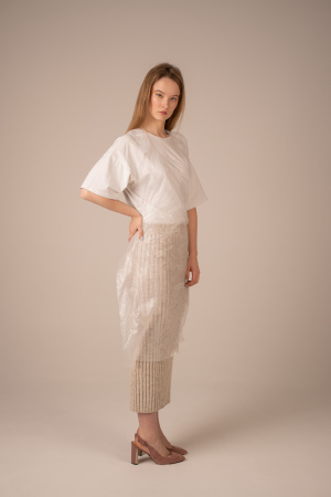 ПЭ фартуки одноразовые (9 мкм) 80*120 см (не медиц), Albens (100 шт/уп, 1000 шт/кор) (7205, белый)