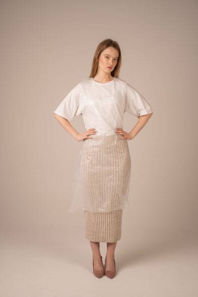 ПЭ фартуки одноразовые (9 мкм) 80*120 см (не медиц), Albens (100 шт/уп, 1000 шт/кор) (7205, белый)