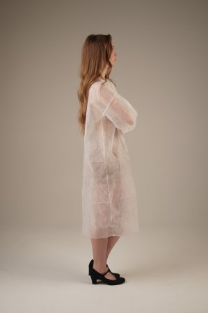 Халат медицинский на КНОПКАХ, 20 г/м2, XL (50 шт/кор) (6510, белый)