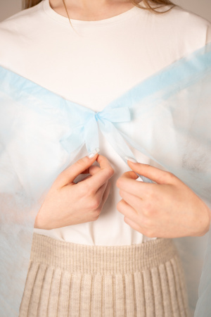 6887 Накидка для пациента на кулиске 110*70 см пл 20 (10 шт/уп, 250 шт/кор)