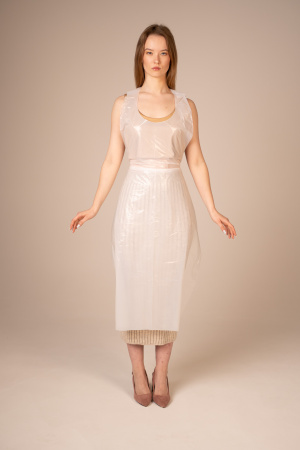 6202 Фартук полиэтил., 75*130 см, прочн. (100 шт/уп, 1000 шт/кор)