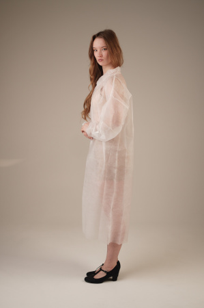 Халат медицинский на ЛИПУЧКАХ, 20 г/м2, XXL (10 шт/уп; 50 шт/кор)