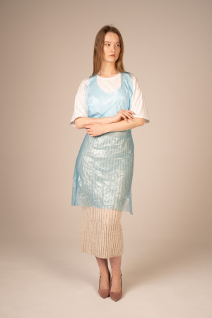 ПЭ фартуки одноразовые (9 мкм) 80*120 см (не медиц), Albens (100 шт/уп, 1000 шт/кор) (7207, голубой)