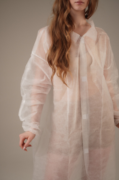 Халат медицинский на ЛИПУЧКАХ, 20 г/м2, XXL (10 шт/уп; 50 шт/кор)
