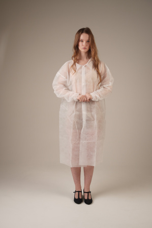 Халат медицинский на КНОПКАХ, 30 г/м2, XL (50 шт/кор) (6522, белый)