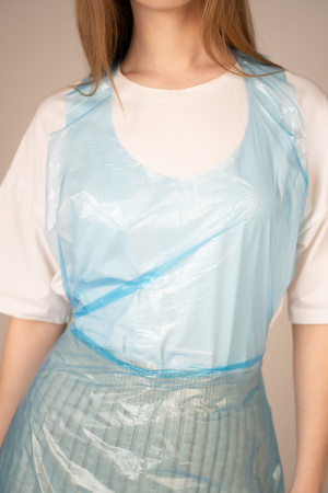 ПЭ фартуки одноразовые (9 мкм) 80*120 см (не медиц), Albens (100 шт/уп, 1000 шт/кор) (7207, голубой)