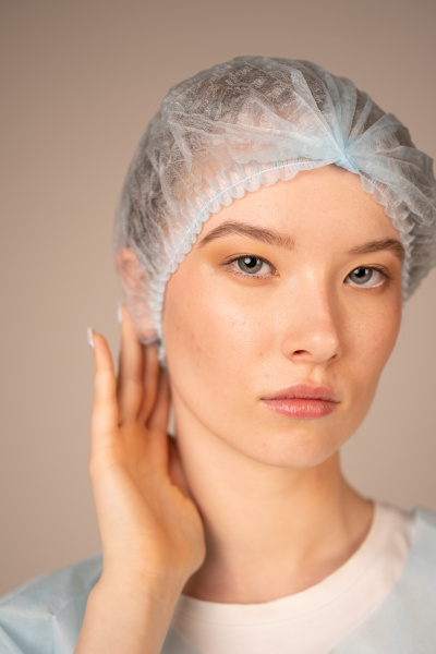 Шапочка-берет Шарлотта Премиум, 10 г/кв.м, 50 см, (100 шт/уп, 2000 шт/кор) (6988П, голубой)