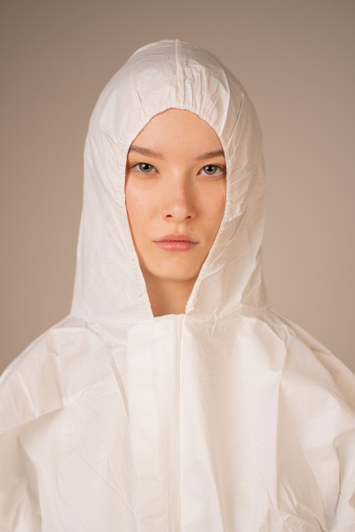 XY55 Комбинезон защитный из ламинированного нетканого материала XXL  50шт/кор)